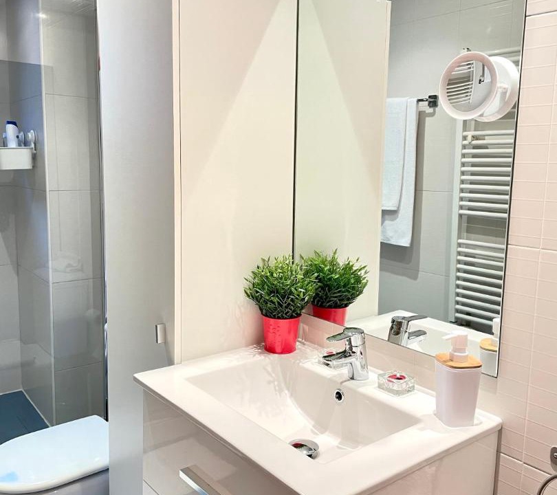 Photo of Bathroom in Encamp
