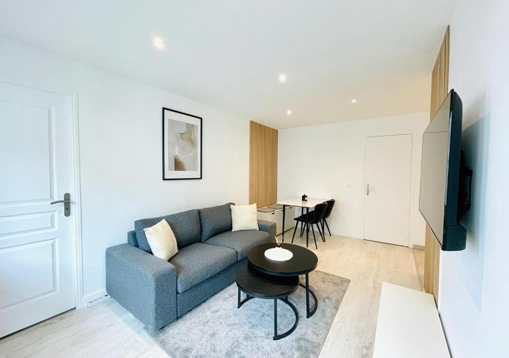 Photo of Livingroom in Argenteuil