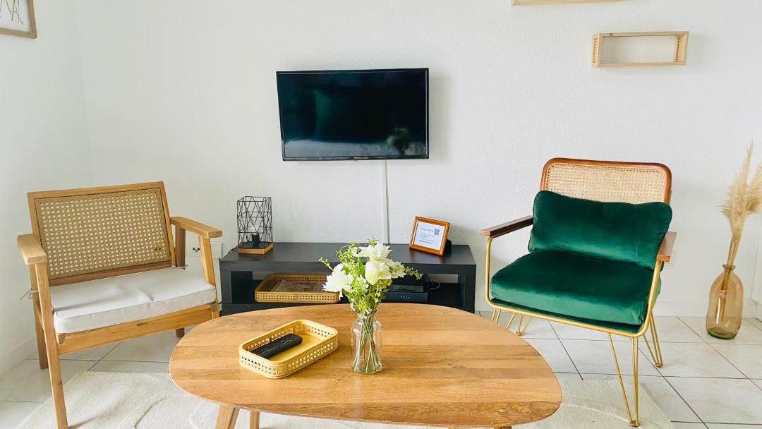 Photo of Livingroom in Coutras