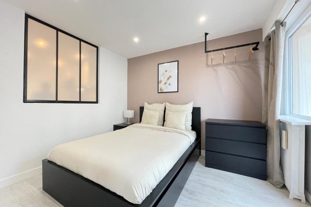 Photo of Bedroom in Argenteuil