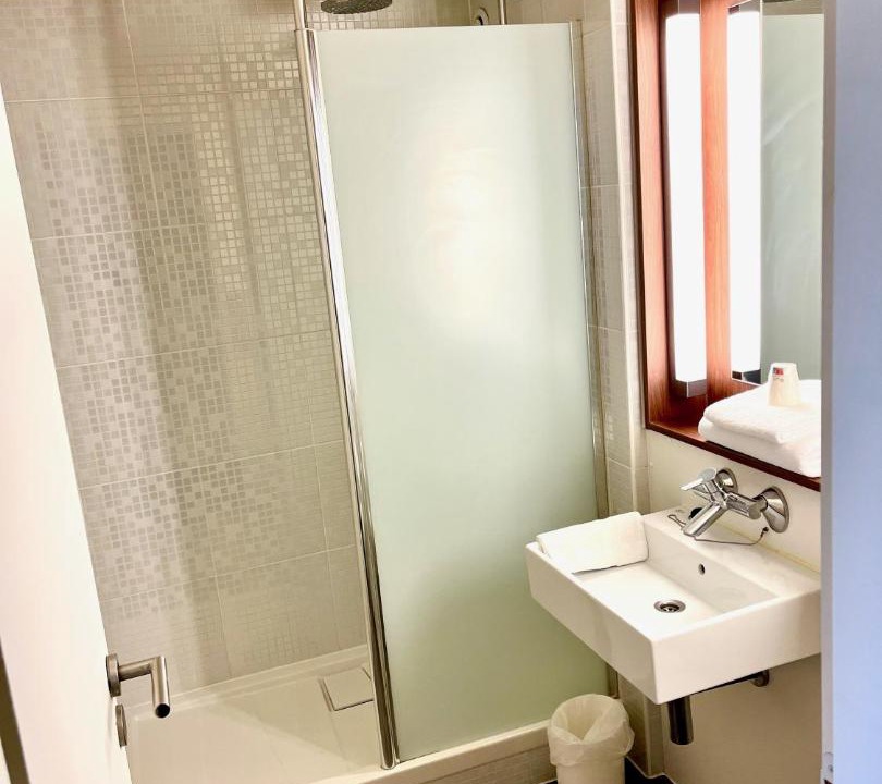 Photo of Bathroom in Bucheres