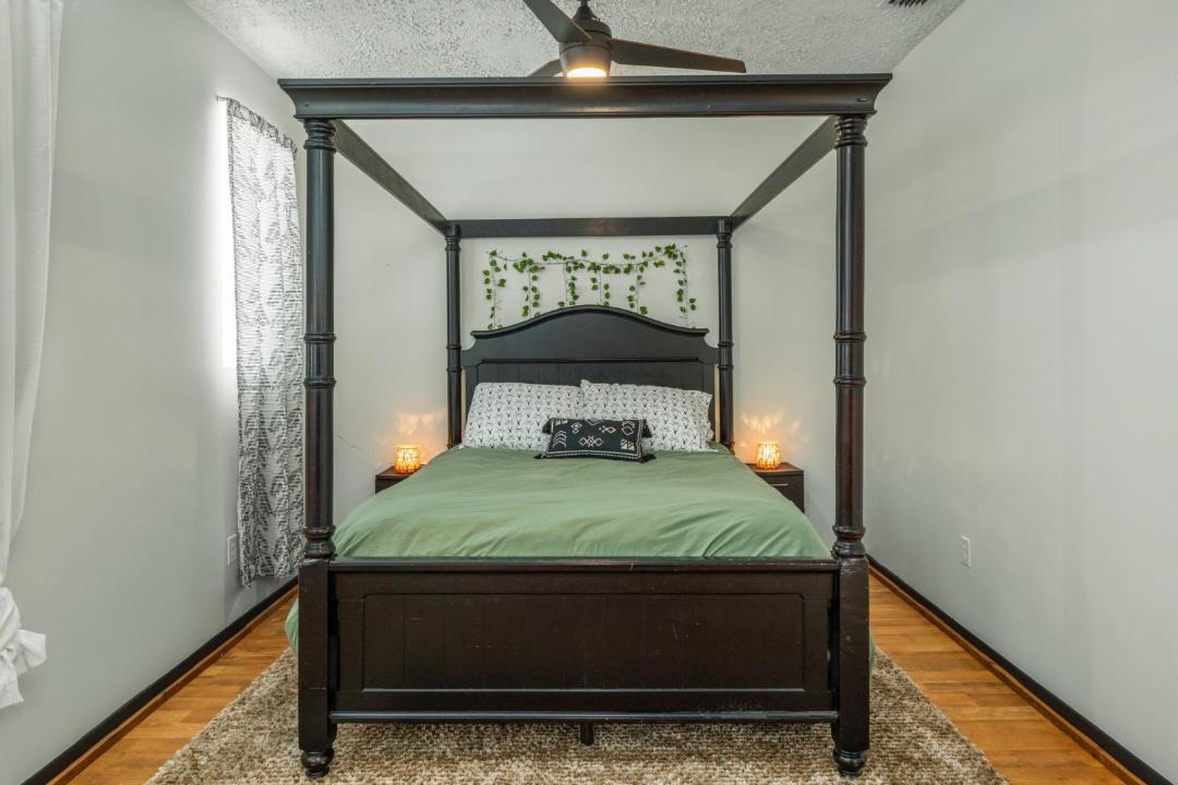 Photo of Bedroom in Sebring