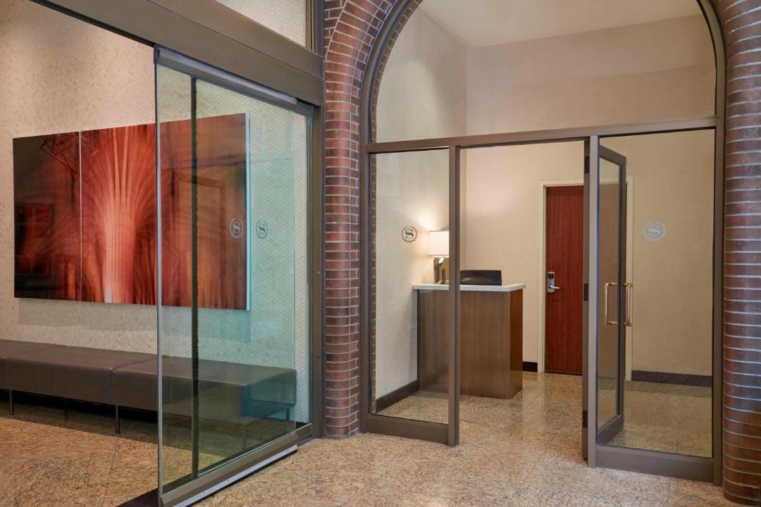 Photo of Others in Byward Market - Parliament Hill