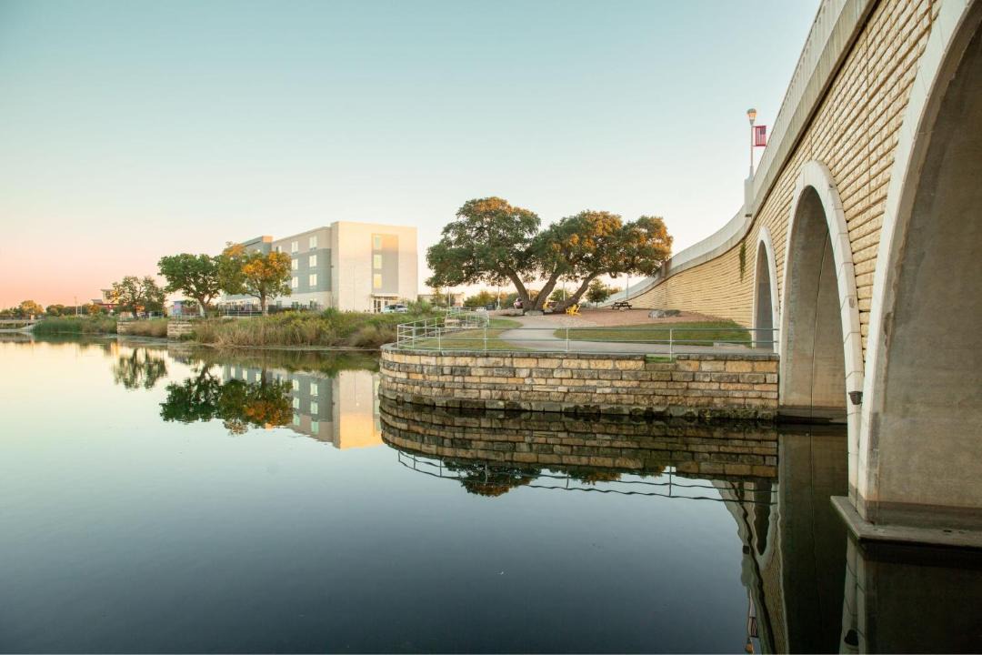 Photo of Buildings in Cedar Park