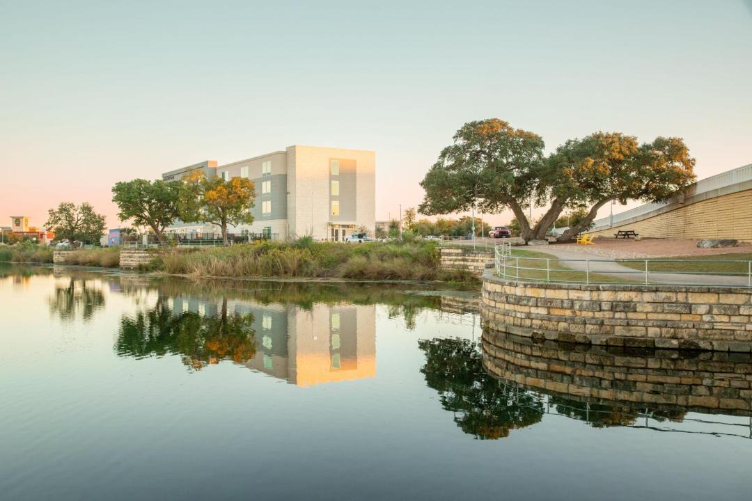 Photo of Buildings in Cedar Park