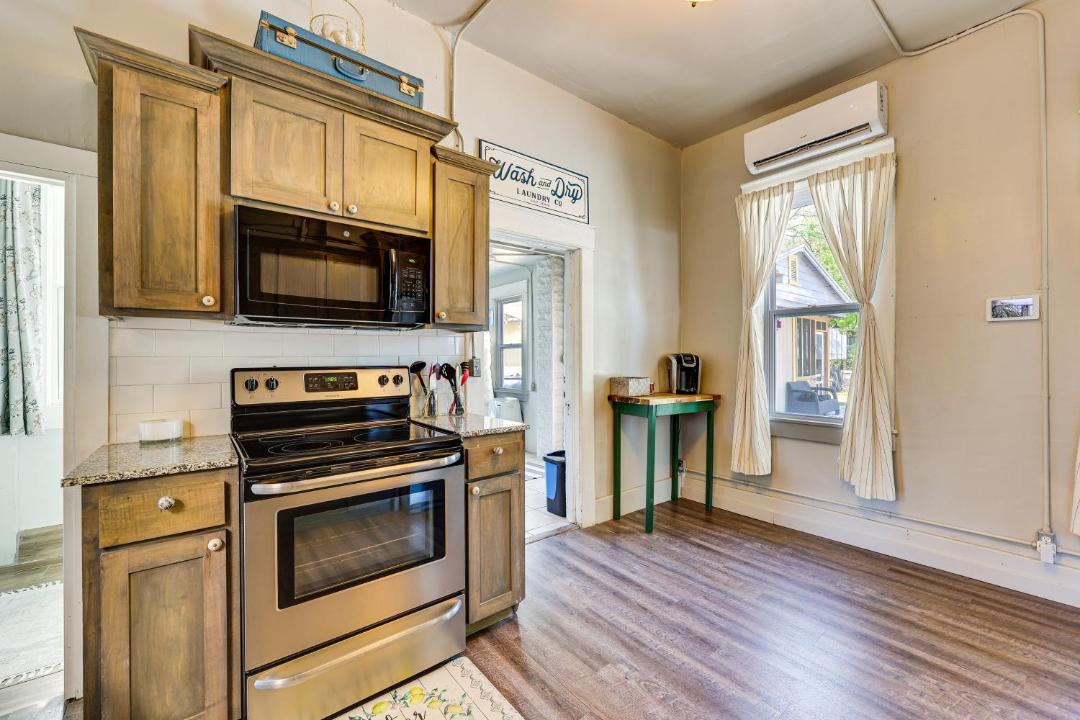 Photo of Kitchen in Cave Springs