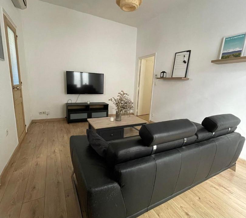 Photo of Livingroom in Clemenceau