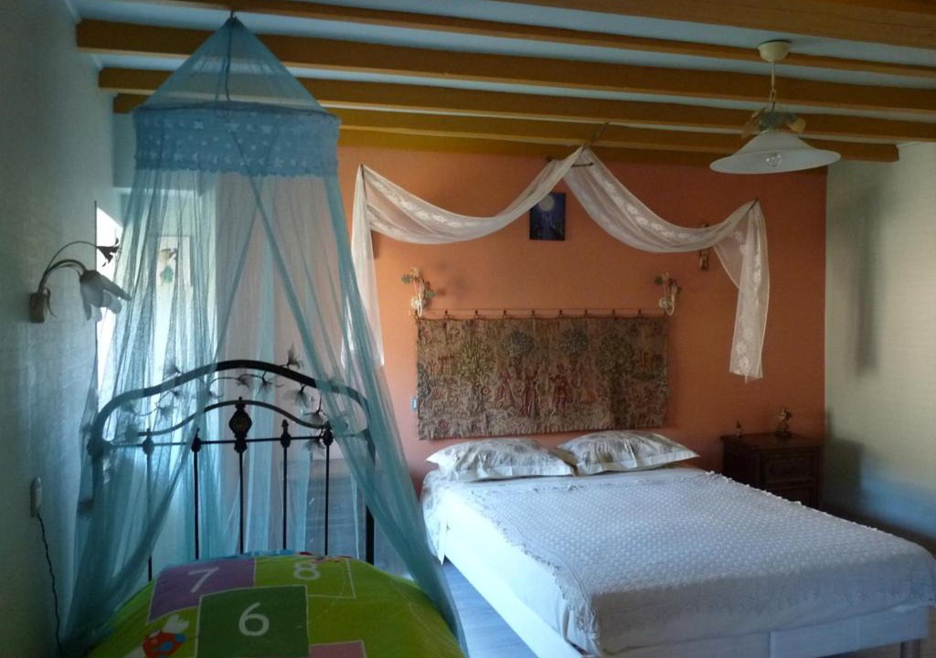 Photo of Bedroom in Taintrux