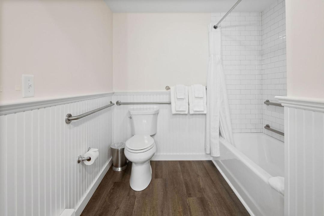 Photo of Others in Northwest Harwich