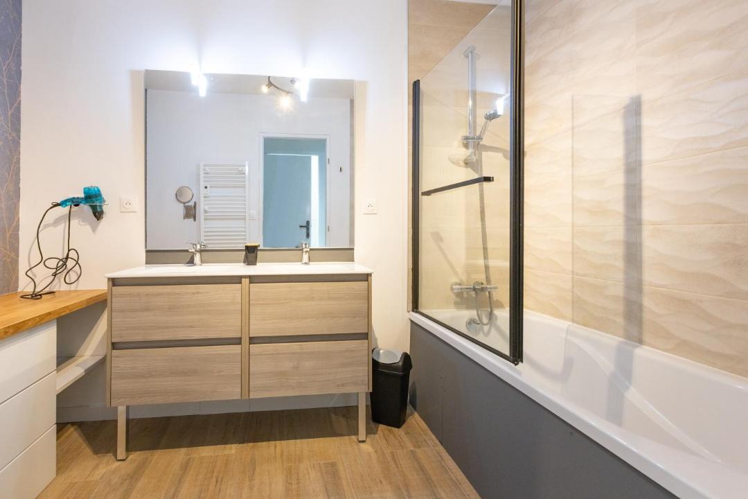 Photo of Bathroom in La Chapelle-Thouarault