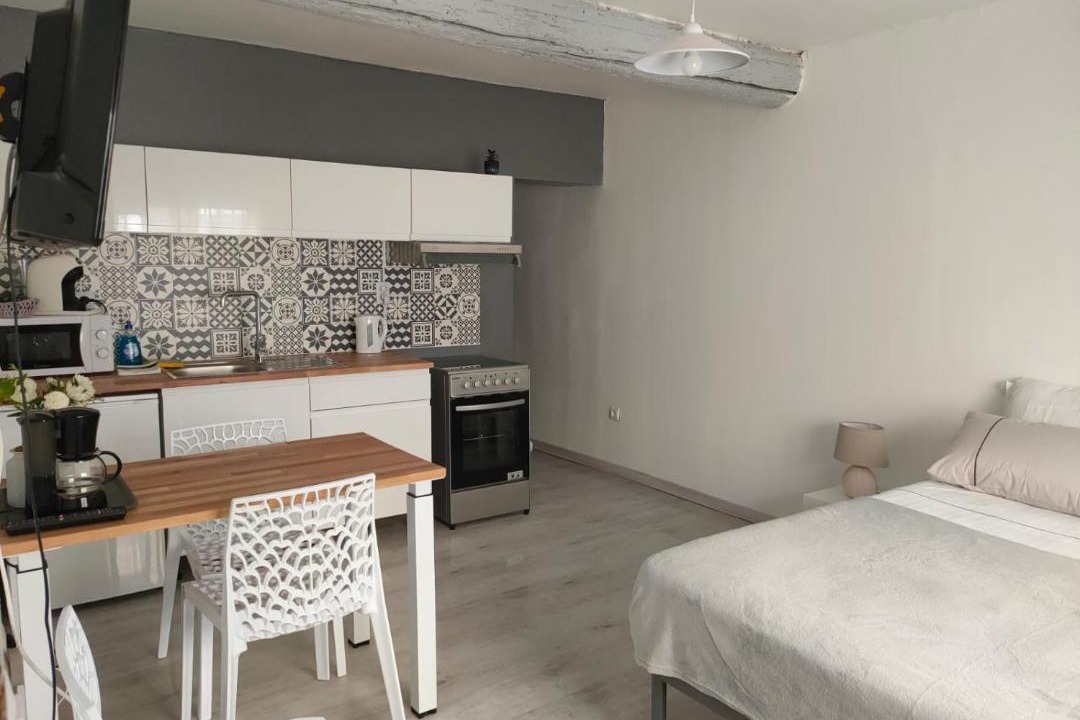 Photo of Bedroom in Saint-Laurent-d'Aigouze