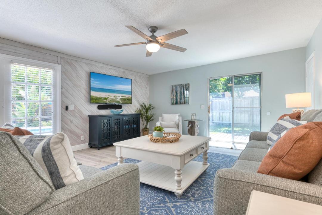 Photo of Livingroom in Palm Beach Gardens