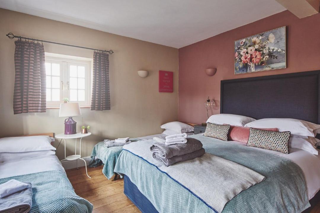 Photo of Others in Hollington