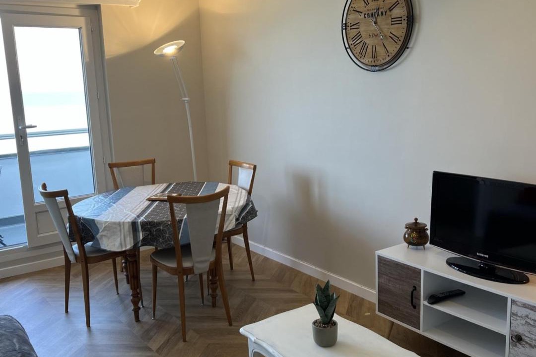 Photo of Livingroom in Le Home