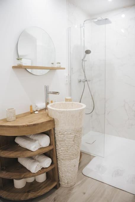 Photo of Bathroom in Brioude