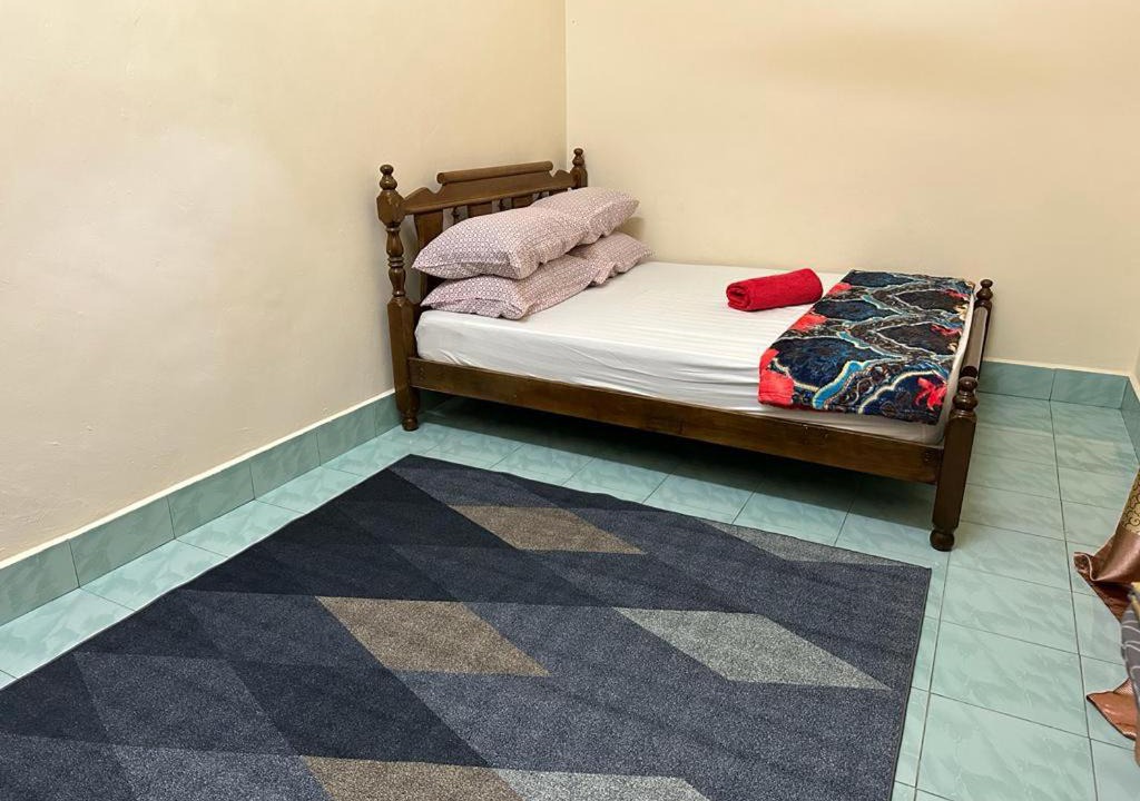 Photo of Bedroom in Kampung Merbau Patah