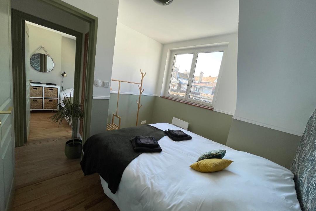 Photo of Bedroom in Calais City Center