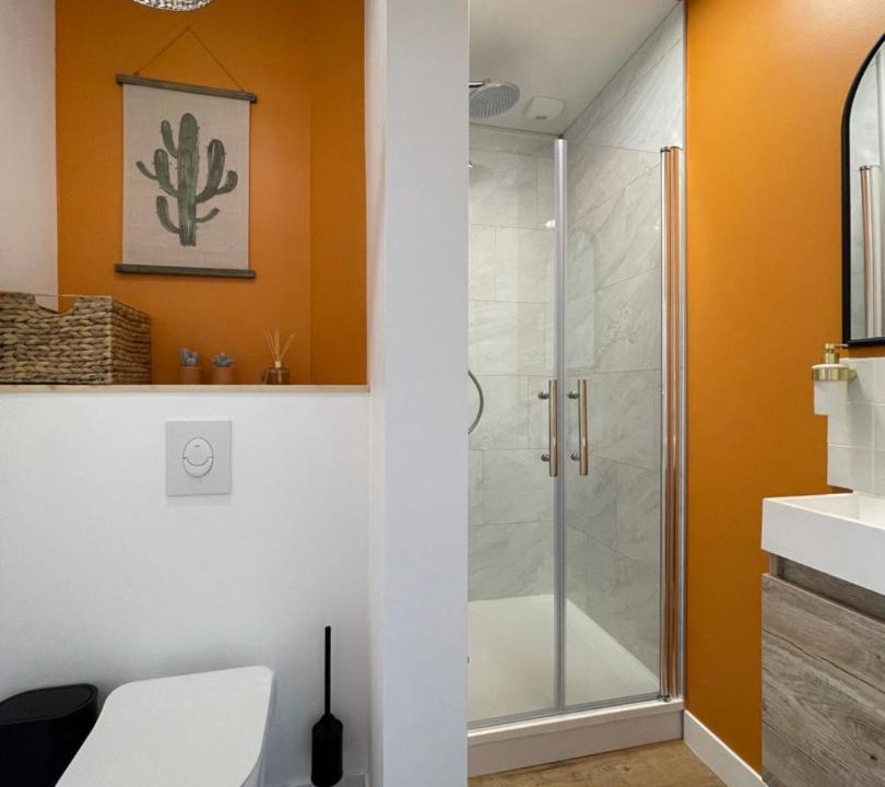 Photo of Bathroom in Calais City Center