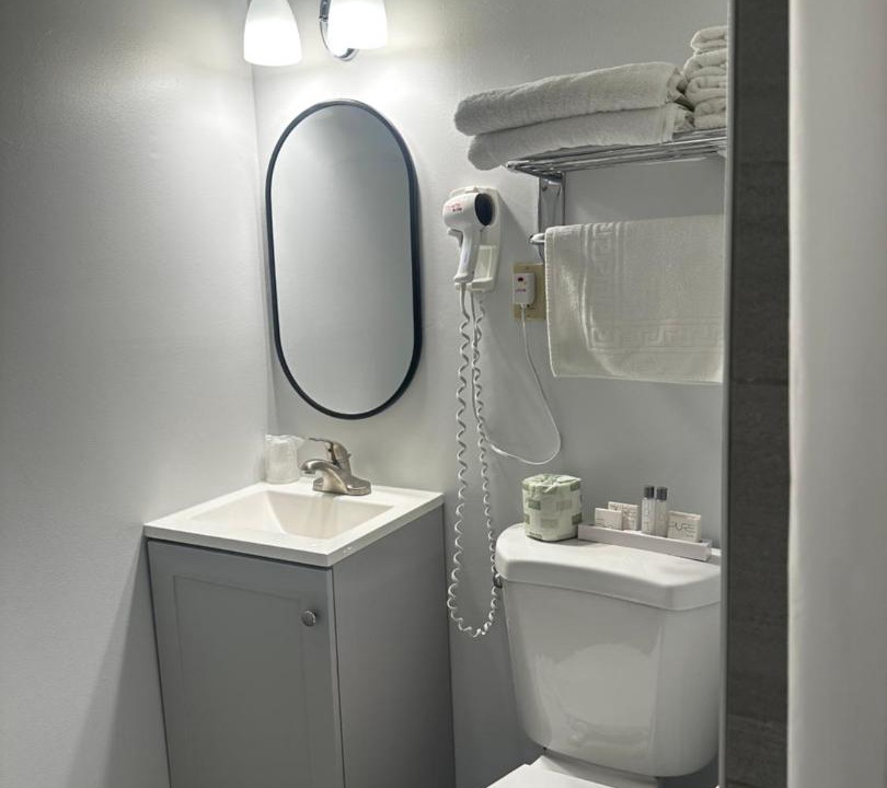 Photo of Bathroom in Manomet