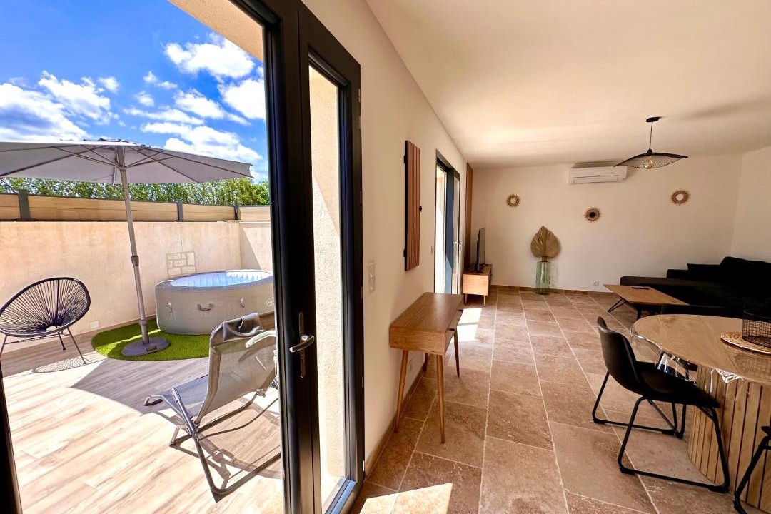 Photo of Patio Balcony in Molleges