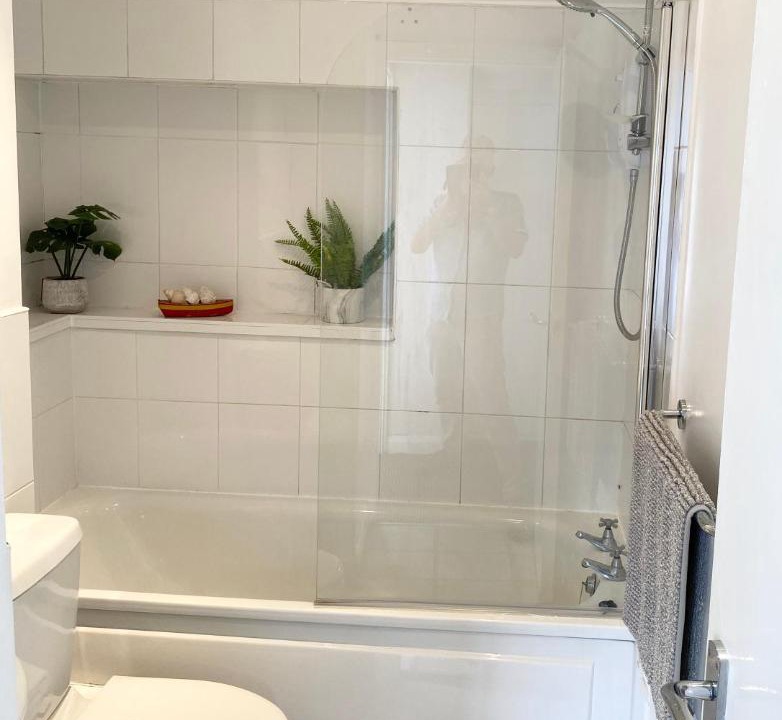 Photo of Bathroom in Ashby Woulds