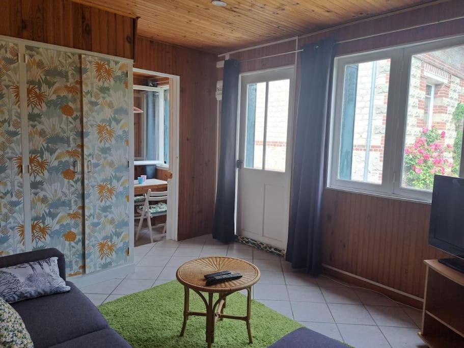 Photo of Livingroom in Pont-de-L'Arche