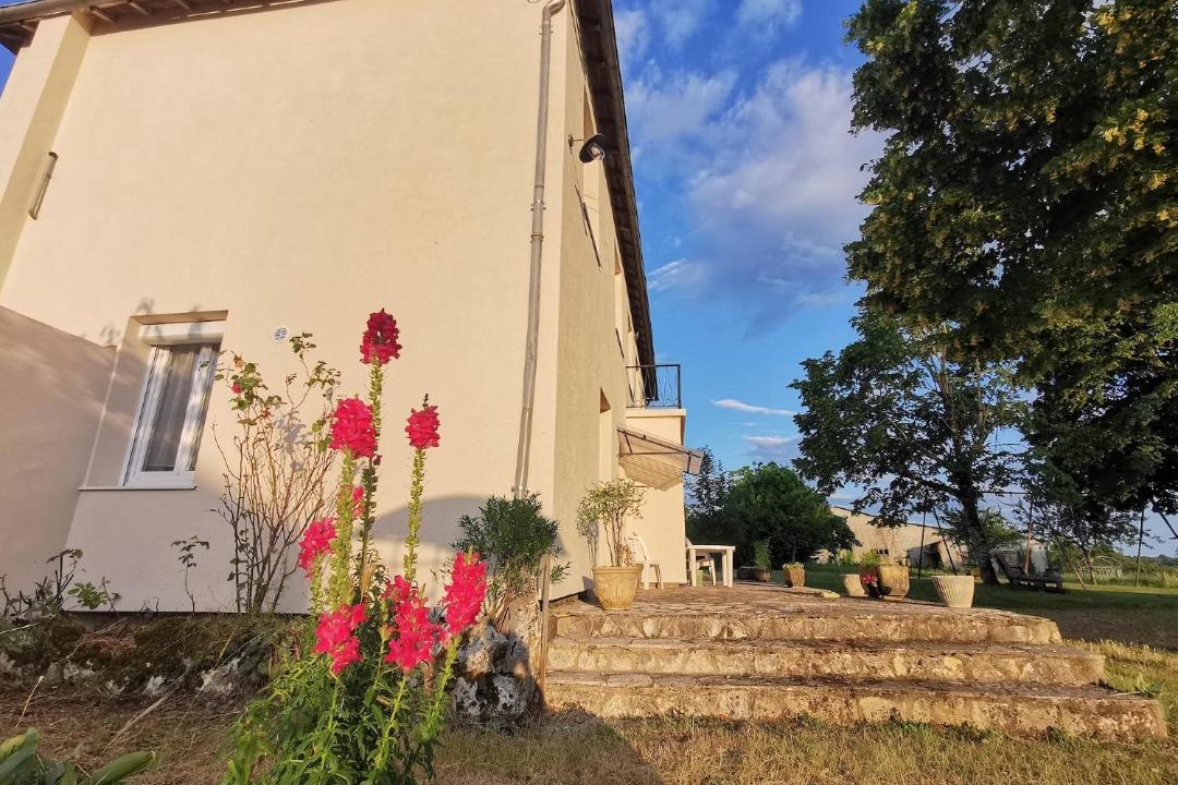 Photo of Others in Miers