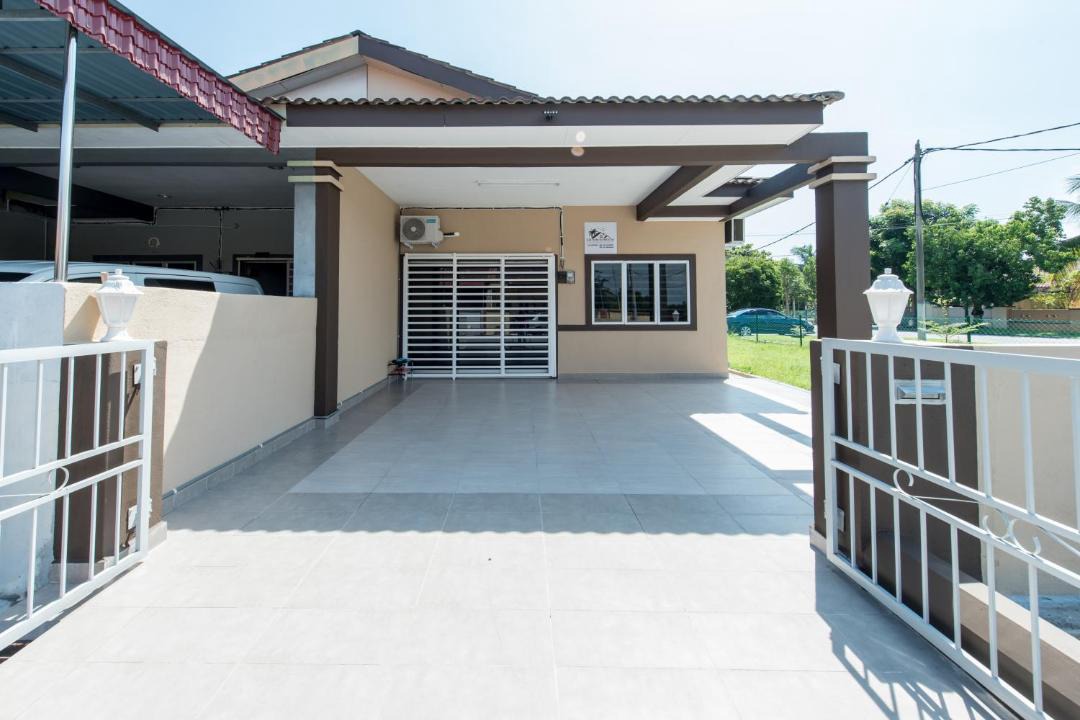 Photo of Buildings in Pusing