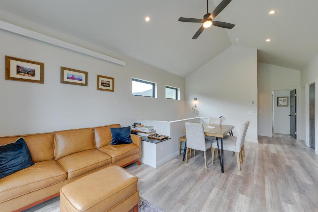 Photo of Others in Alpine