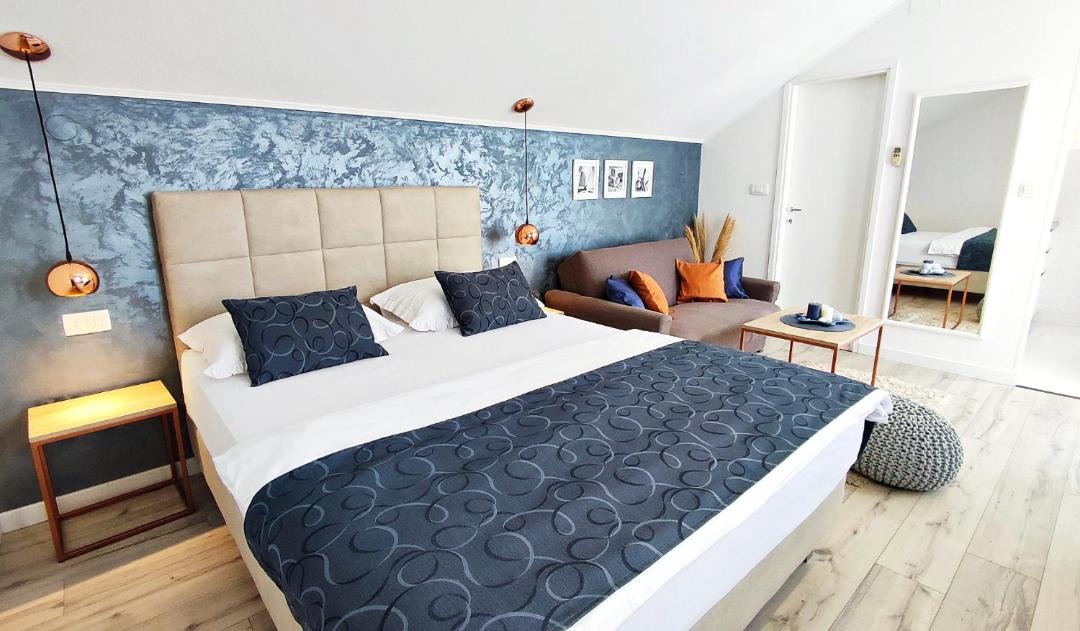 Photo of Bedroom in Molunat