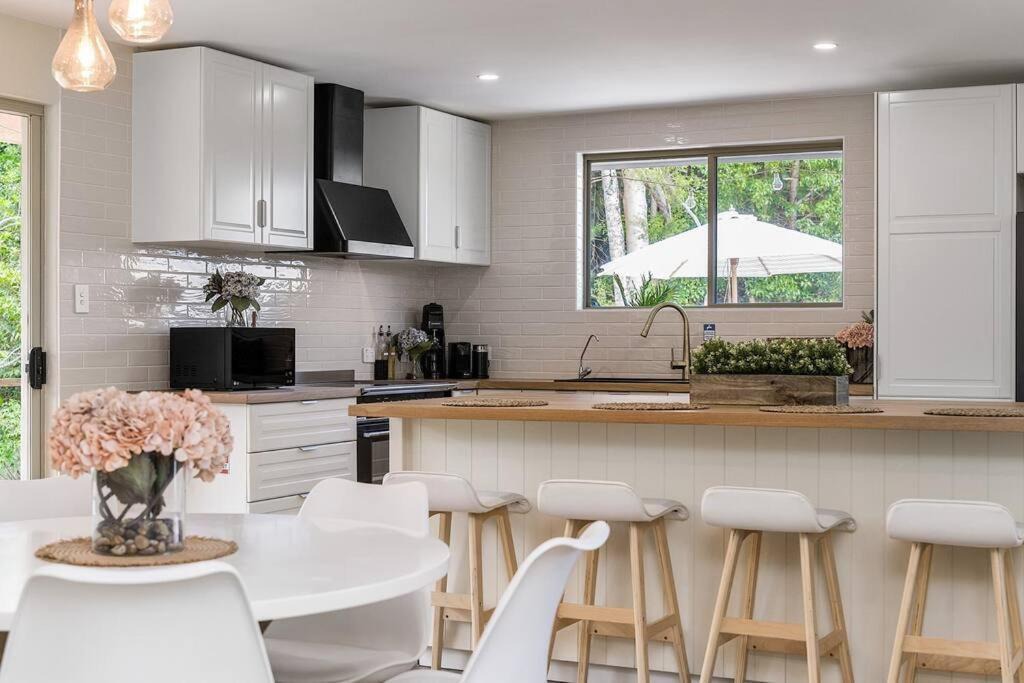 Photo of Others in Burringbar