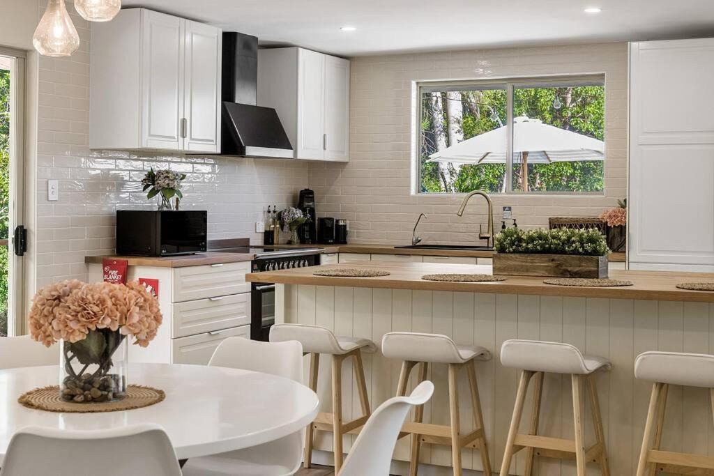 Photo of Others in Burringbar