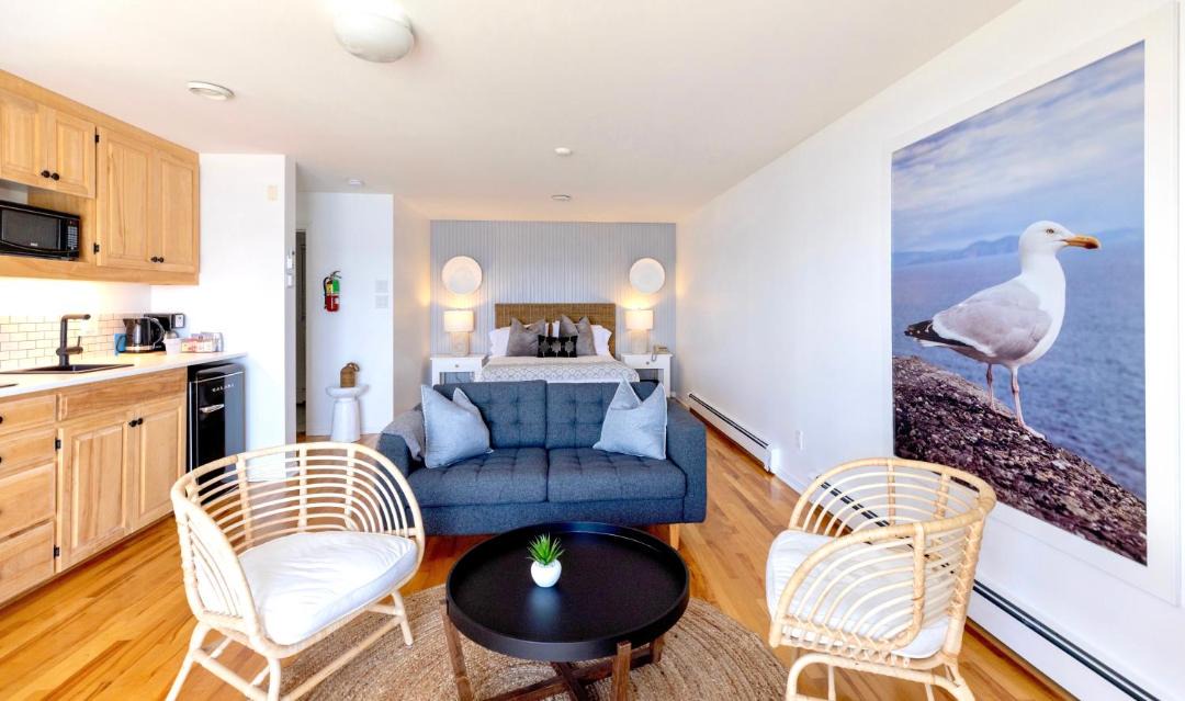 Photo of Others in Louisbourg