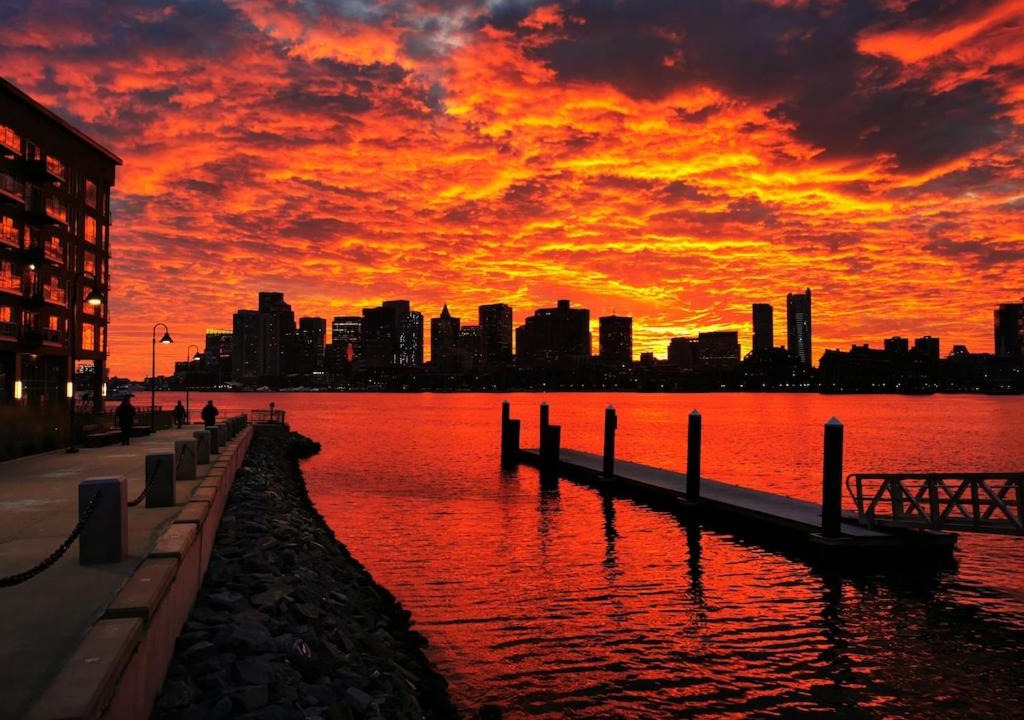 Photo of Others in Central-Maverick Square - Paris Street