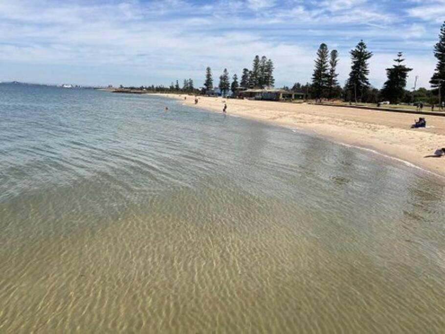 Photo of Outdoor in Elwood