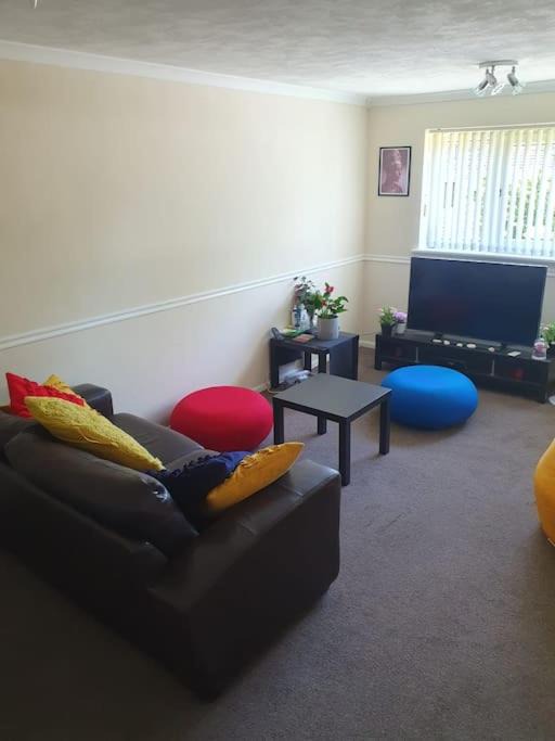 Photo of Livingroom in Horsham