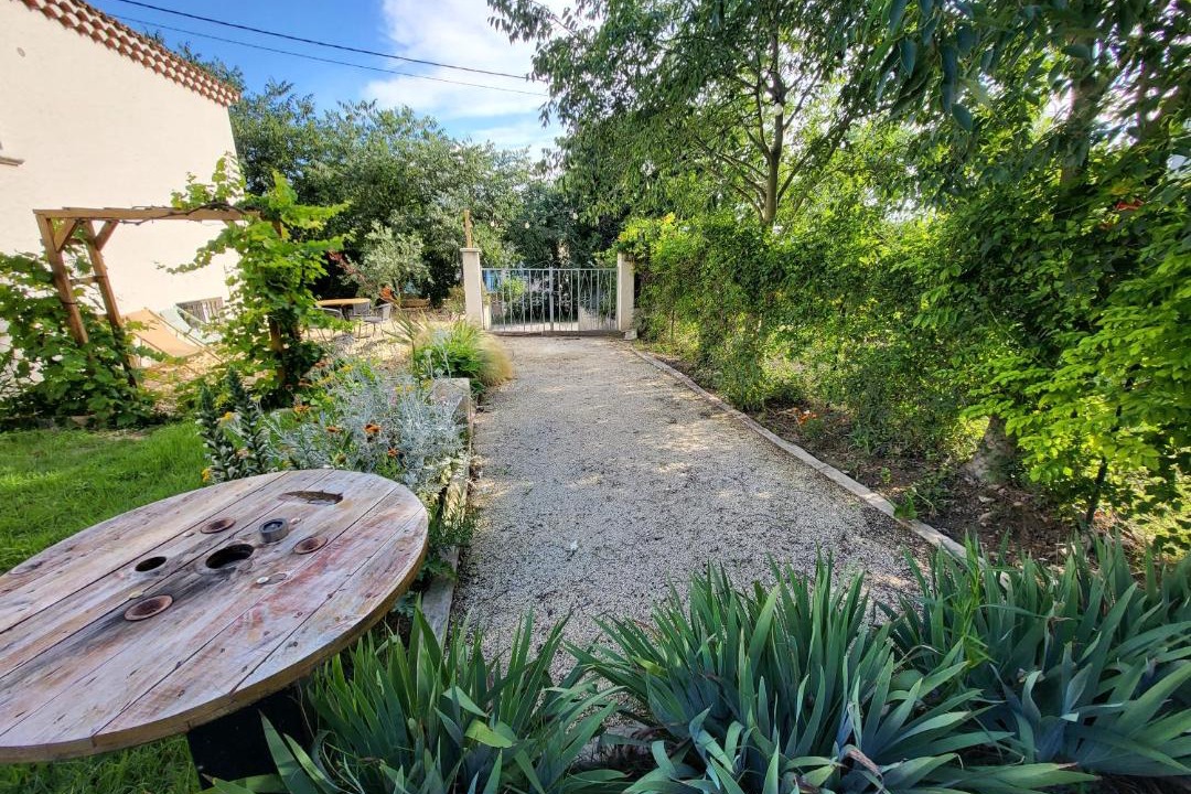 Photo of Others in Saint-Etienne-du-Gres