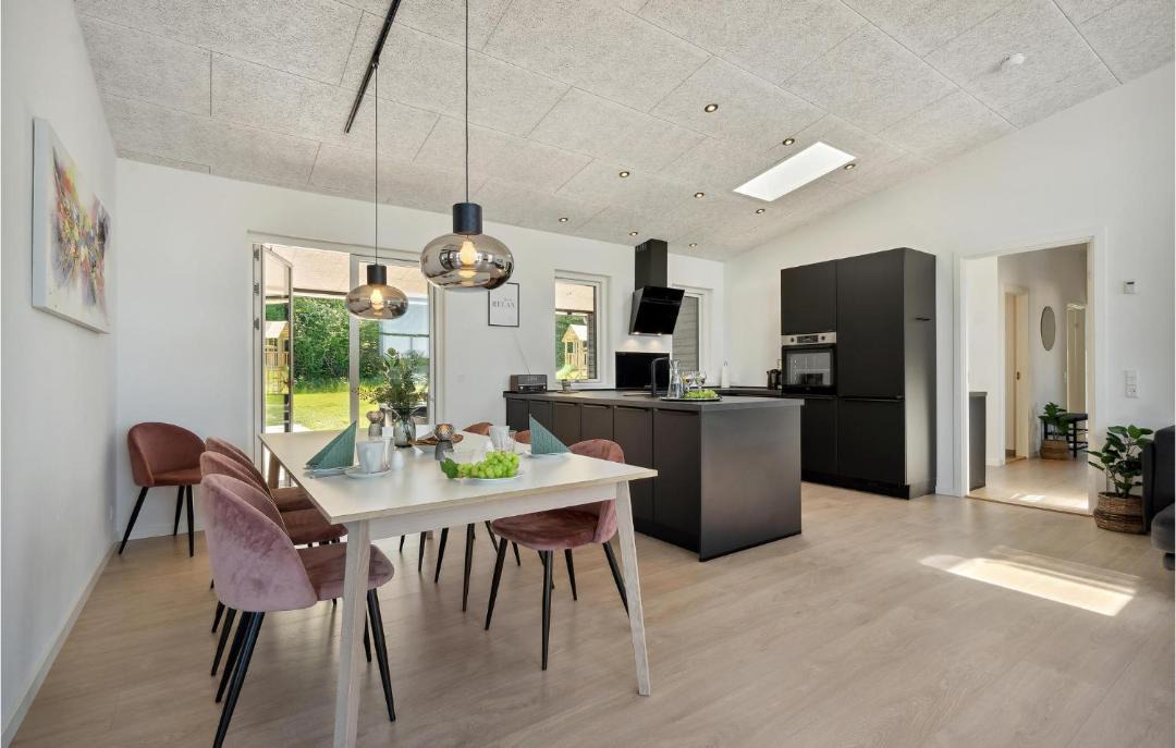 Photo of Others in Sjølund