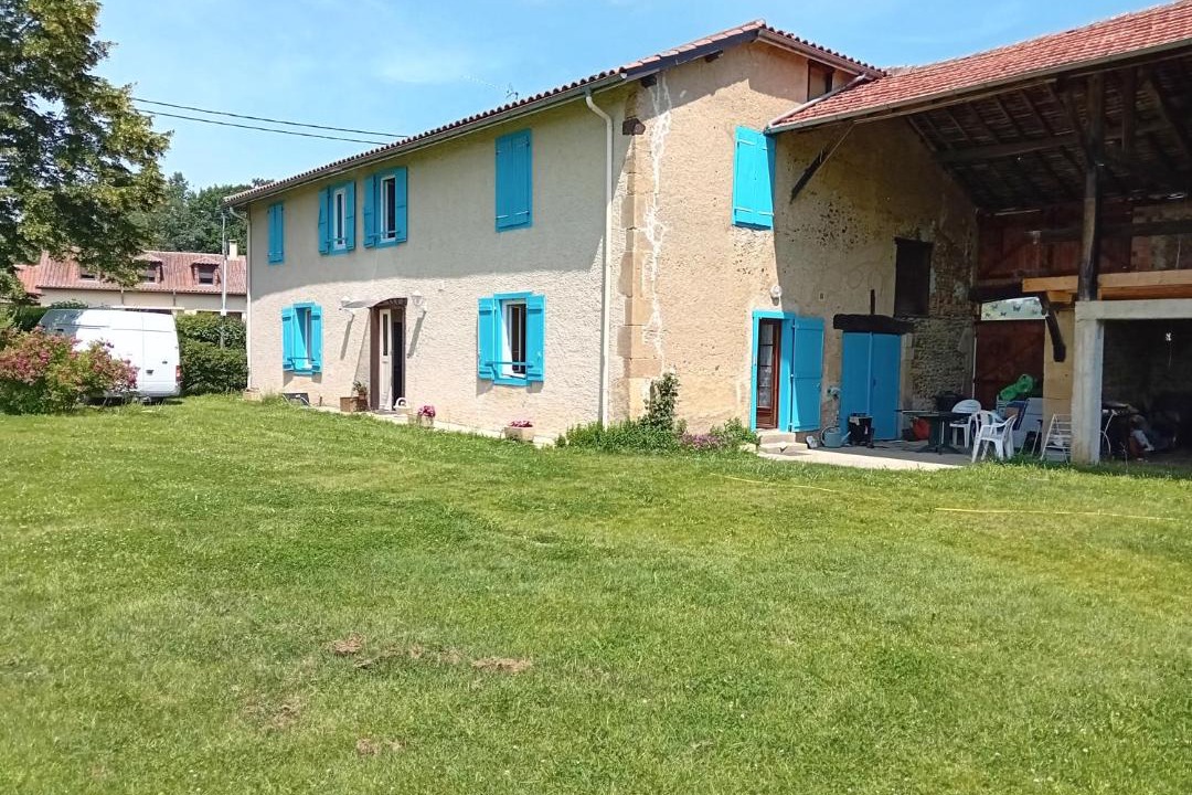 Photo of Others in Galan