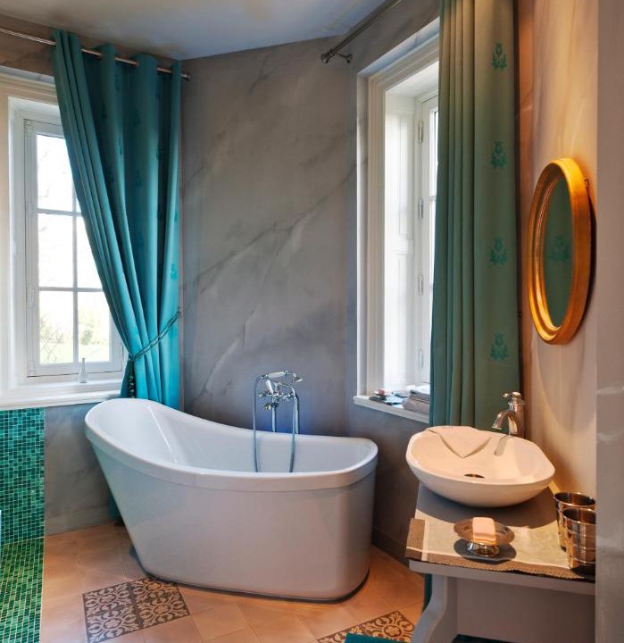 Photo of Bathroom in Mareuil-Sur-Lay-Dissais