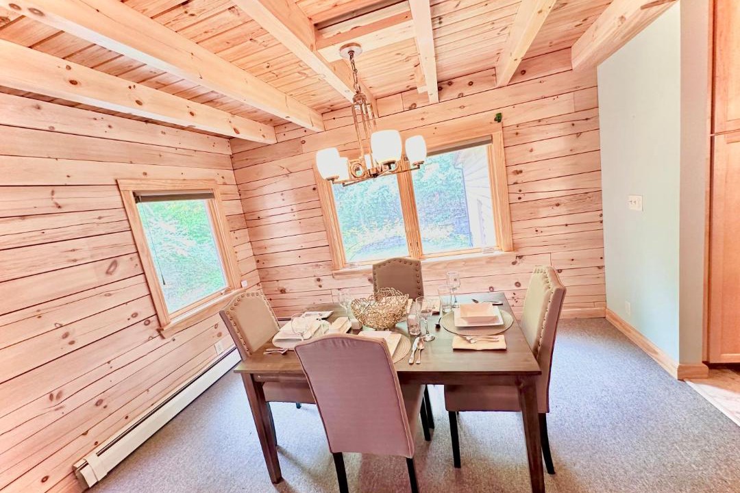 Photo of Livingroom in Corning