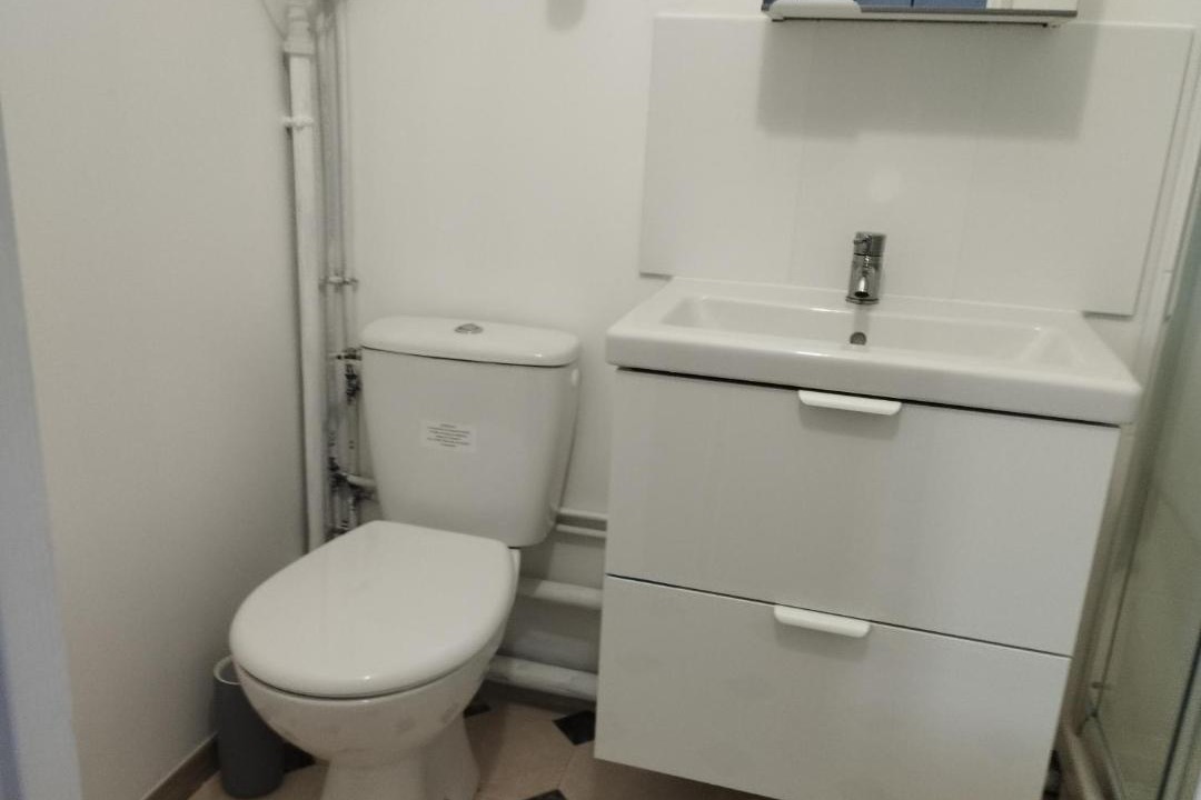 Photo of Bathroom in Arpajon