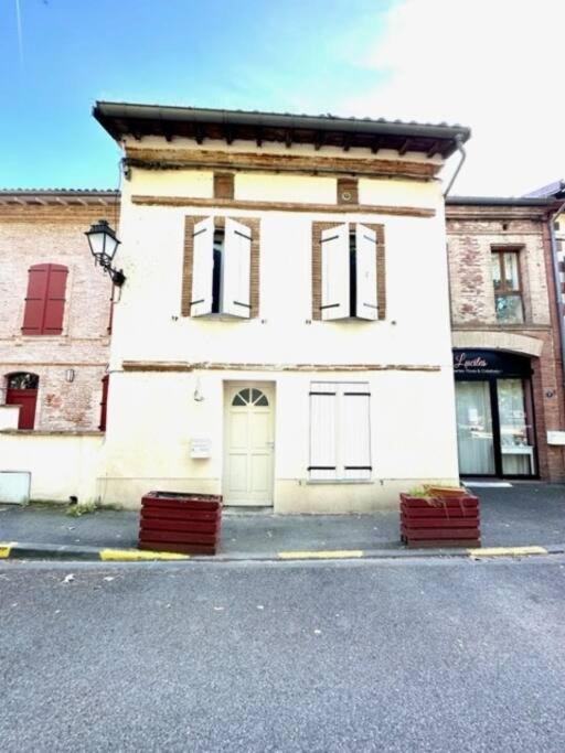 Photo of Buildings in Pechbonnieu