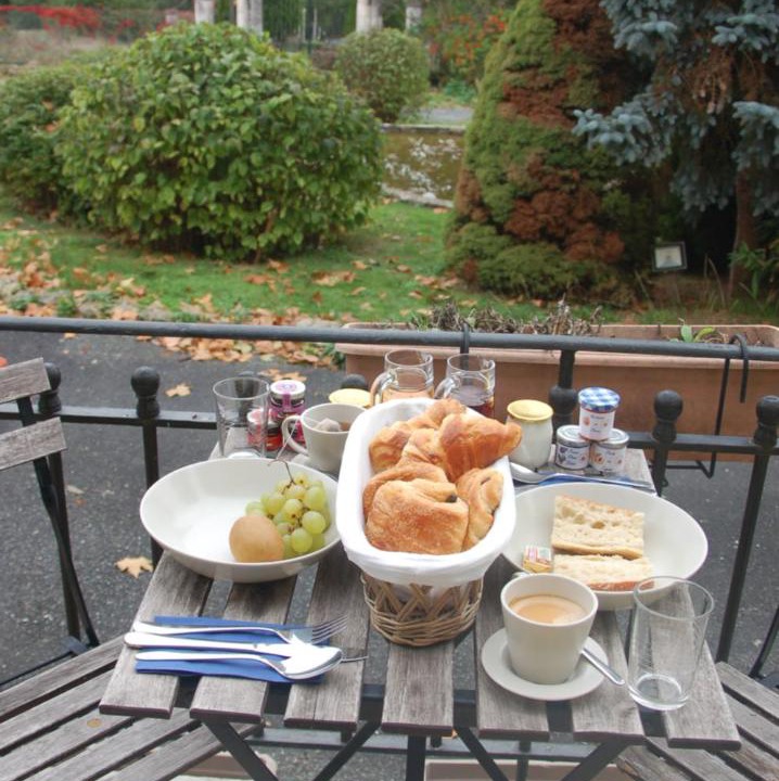 Photo of Others in Neuvicq