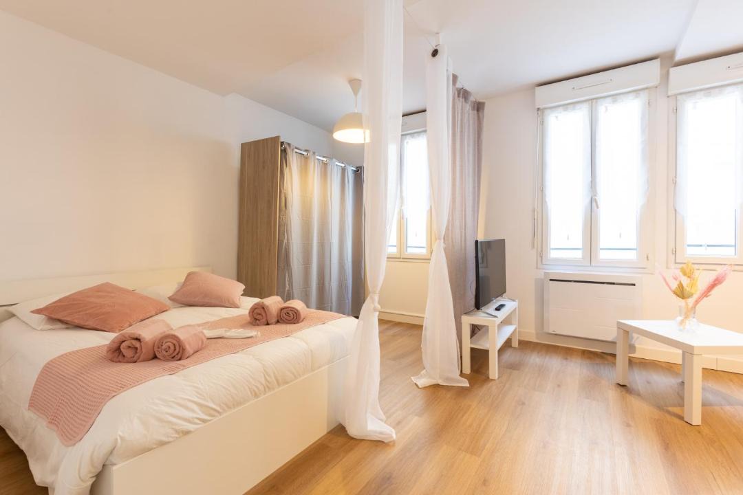 Photo of Bedroom in Castres