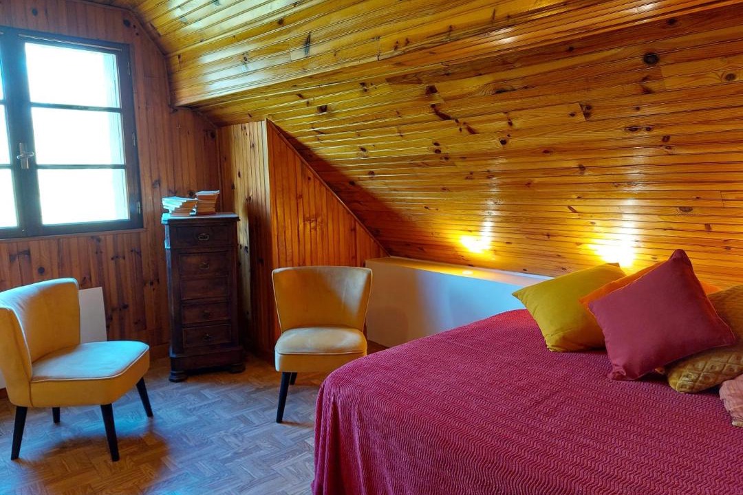 Photo of Others in Audressein