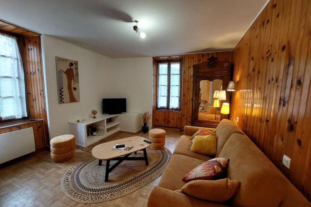 Photo of Others in Audressein