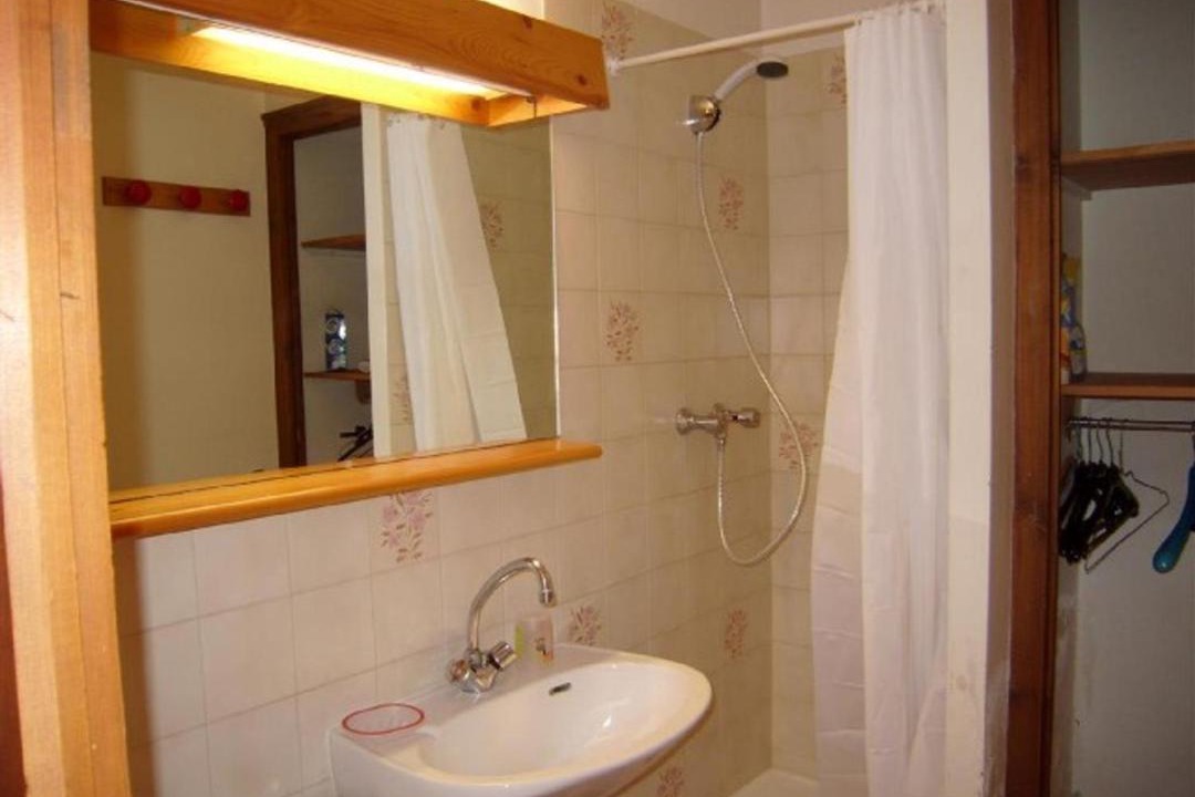 Photo of Bathroom in Crest-Voland