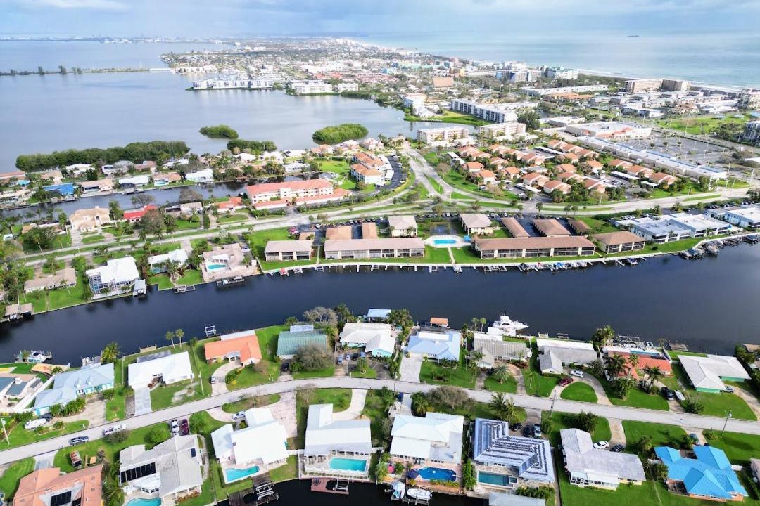 Photo of Others in Cocoa Isles