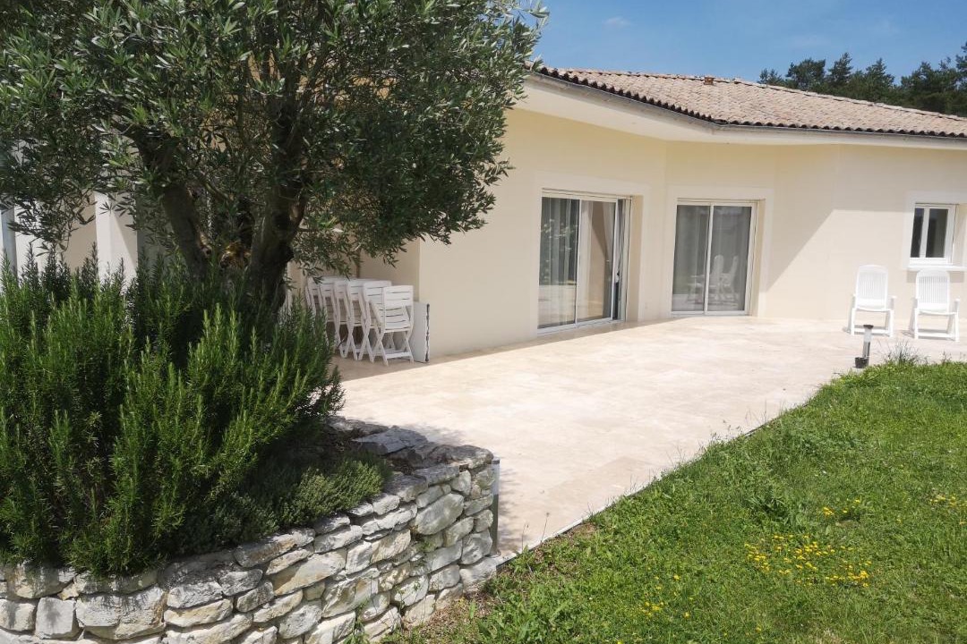 Photo of Others in Chateau-l'Eveque